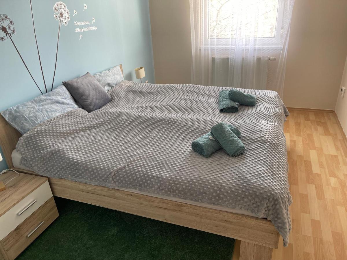 Noemi Appartman Szeged Appartement Buitenkant foto