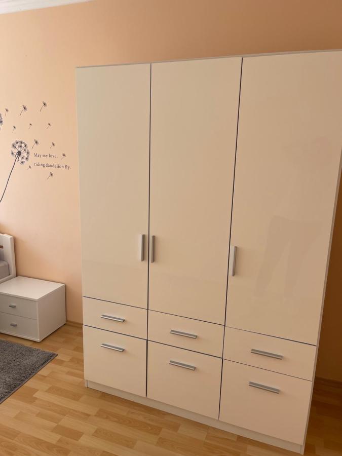 Noemi Appartman Szeged Appartement Buitenkant foto